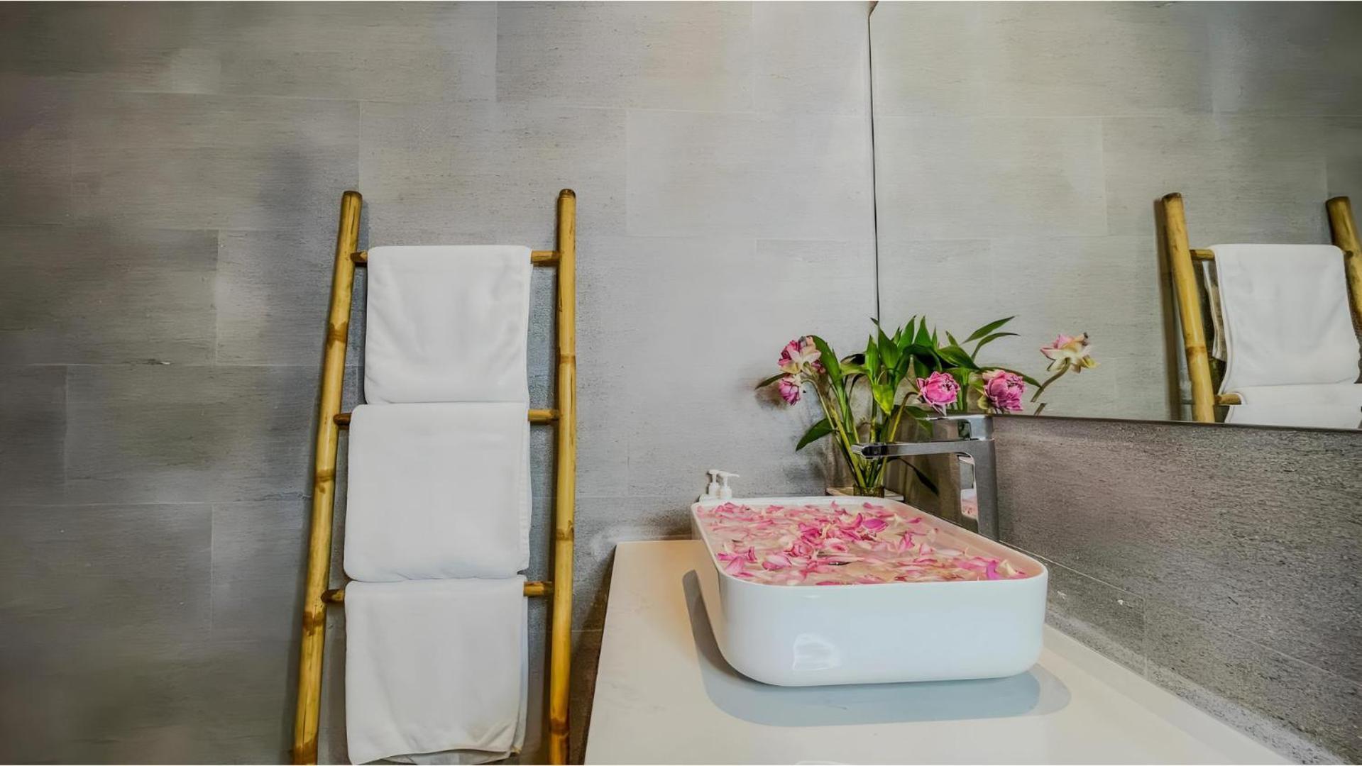 The Luxury Hotel เสียมราฐ ภายนอก รูปภาพ