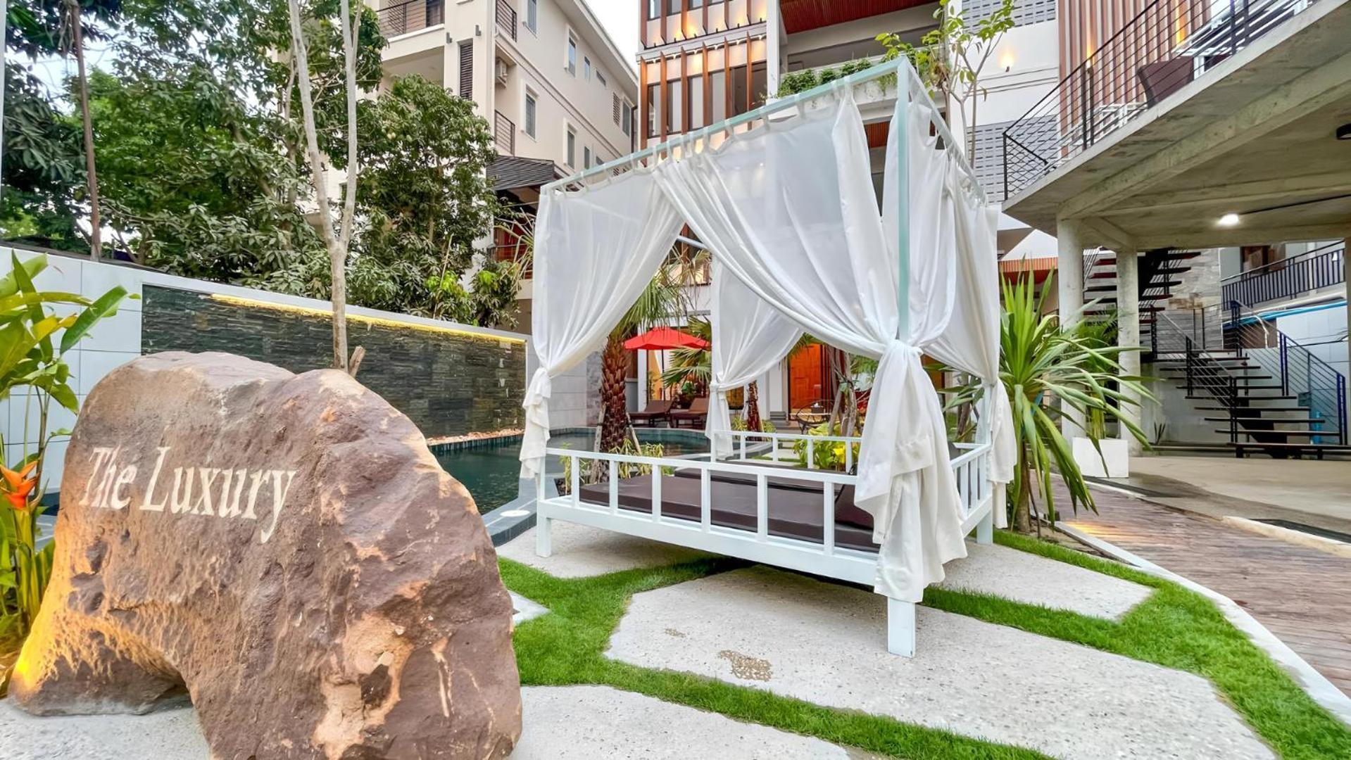 The Luxury Hotel เสียมราฐ ภายนอก รูปภาพ